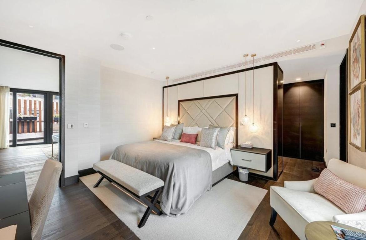 Cmc Apartament Londra